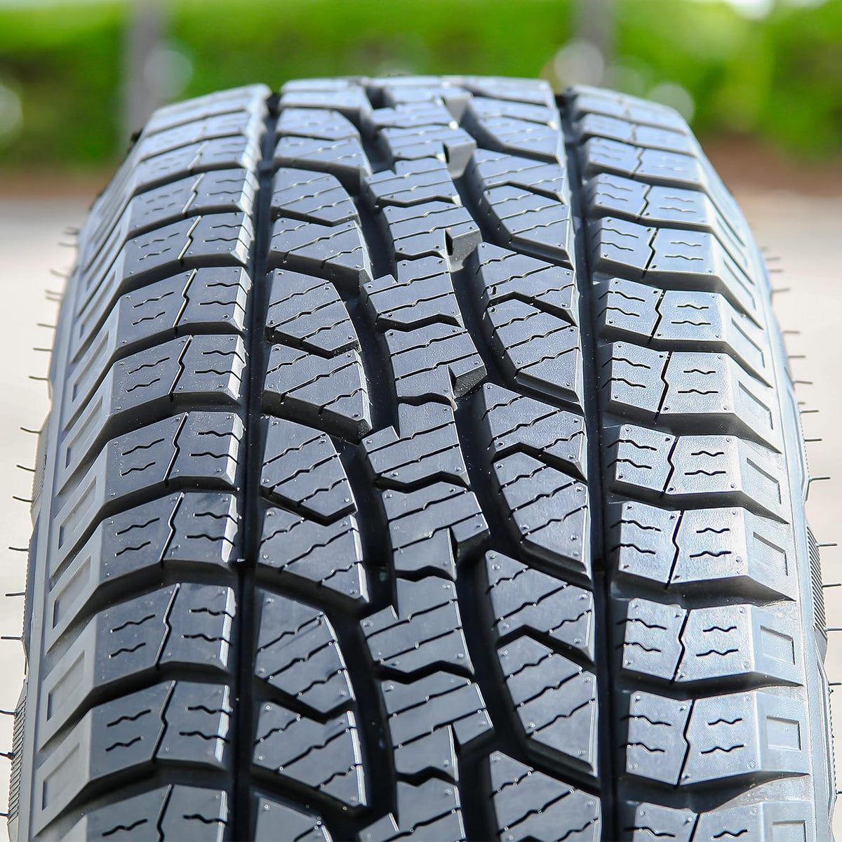 275/60R20 Tires R40801