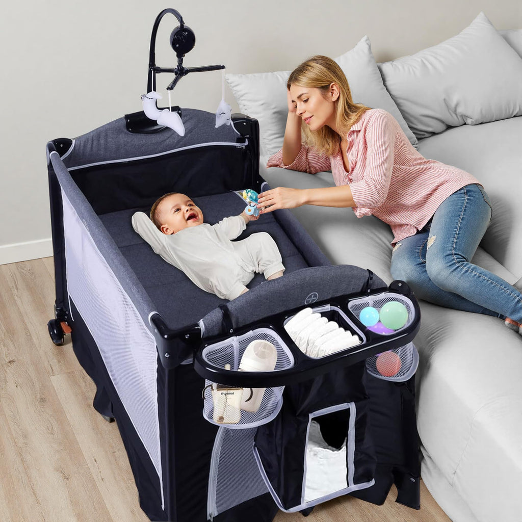 4 in 1 Portable Playard Baby Bassinet I725